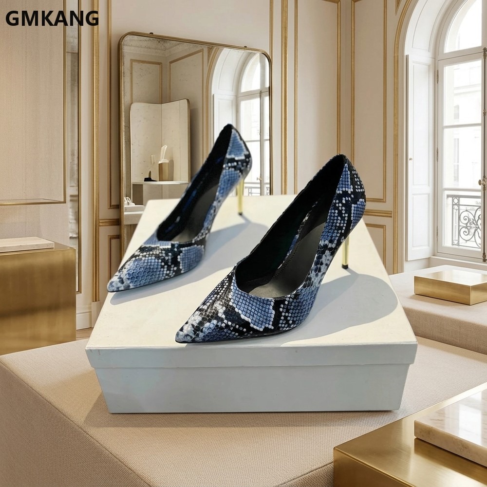 Court Heel Pointed - Kadınlar için Yılan Derisi Desenli Sivri
